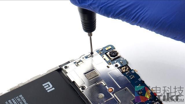小米Max 2首发拆解:做工提升/维修成本低