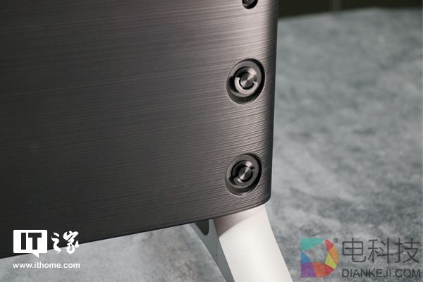 乐视超4 Max65电视图赏:分体设计已成未来趋势