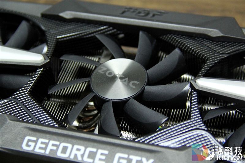 5899元！索泰GTX 1080 Ti PGF评测：卡皇更完美