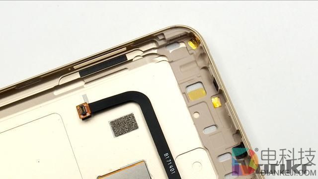 小米Max 2首发拆解:做工提升/维修成本低