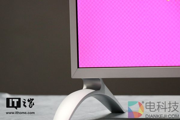 乐视超4 Max65电视图赏:分体设计已成未来趋势