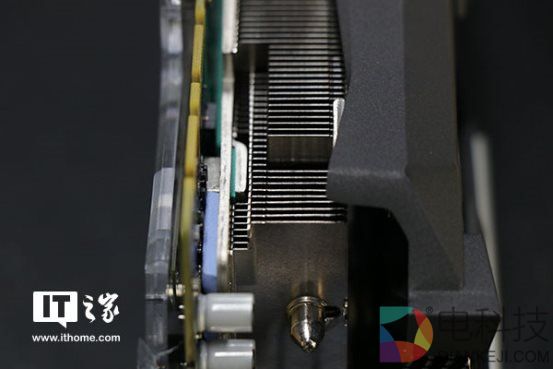 16+2相供电显神威:索泰GTX 1080 Ti PGF显卡测评