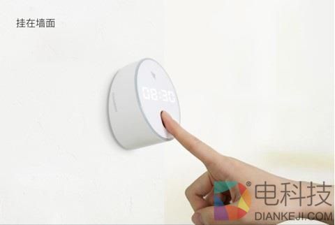 钉钉M1智能考勤机评测:299元 买一个最理解企业的考勤机