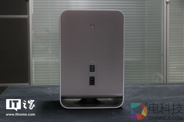 乐视超4 Max65电视图赏:分体设计已成未来趋势