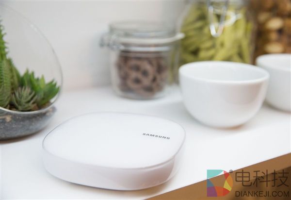 三星新路由颜值担当：无天线设计 最多覆盖700平米