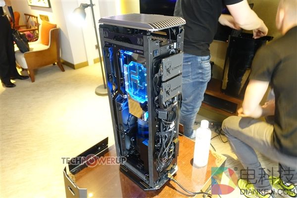 追风者全新SFF机箱太个性:一根方柱子