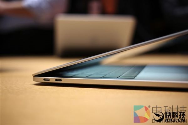 不满USB-C？苹果下死手：停产2015款MacBook Pro
