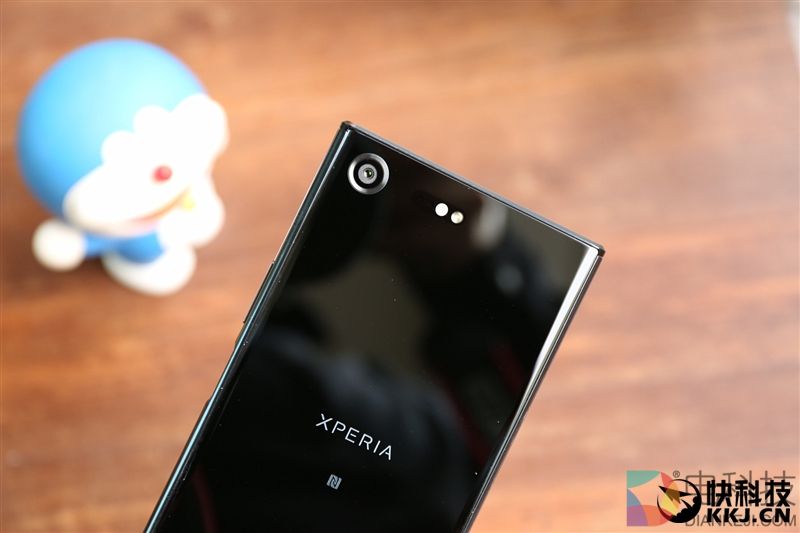 最强黑科技！4K屏+960帧慢动作：索尼Xperia XZ Premium评测