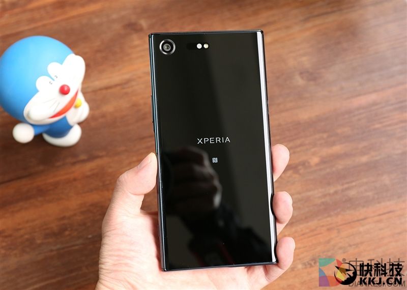 最强黑科技！4K屏+960帧慢动作：索尼Xperia XZ Premium评测