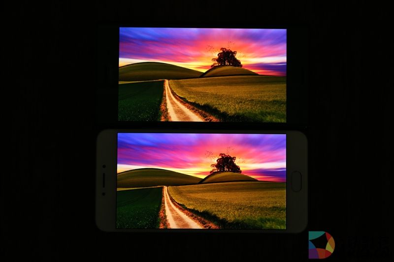 最强黑科技！4K屏+960帧慢动作：索尼Xperia XZ Premium评测