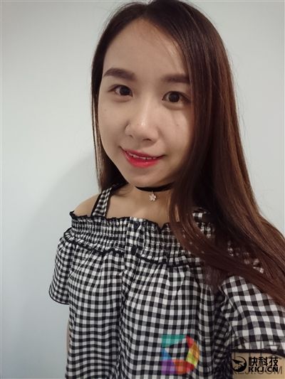 最强黑科技！4K屏+960帧慢动作：索尼Xperia XZ Premium评测