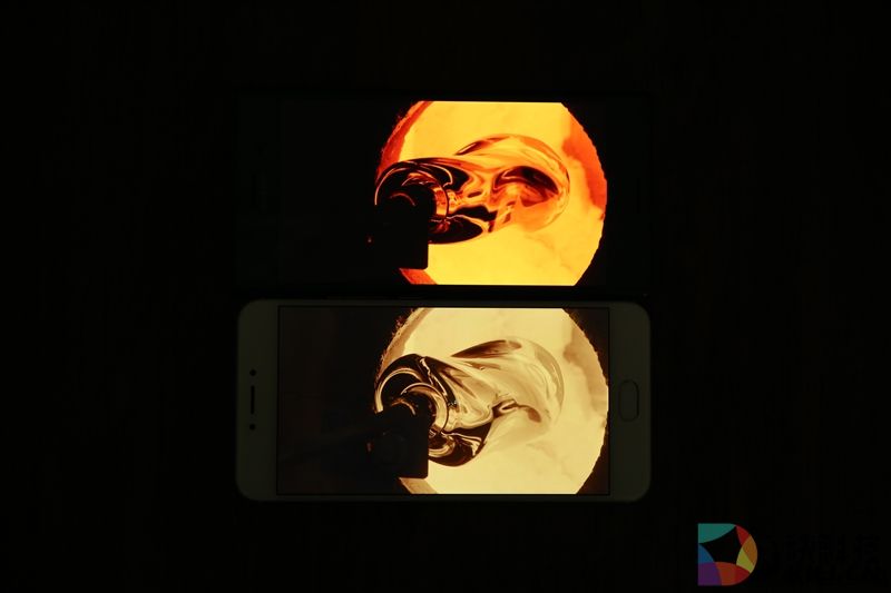 最强黑科技！4K屏+960帧慢动作：索尼Xperia XZ Premium评测