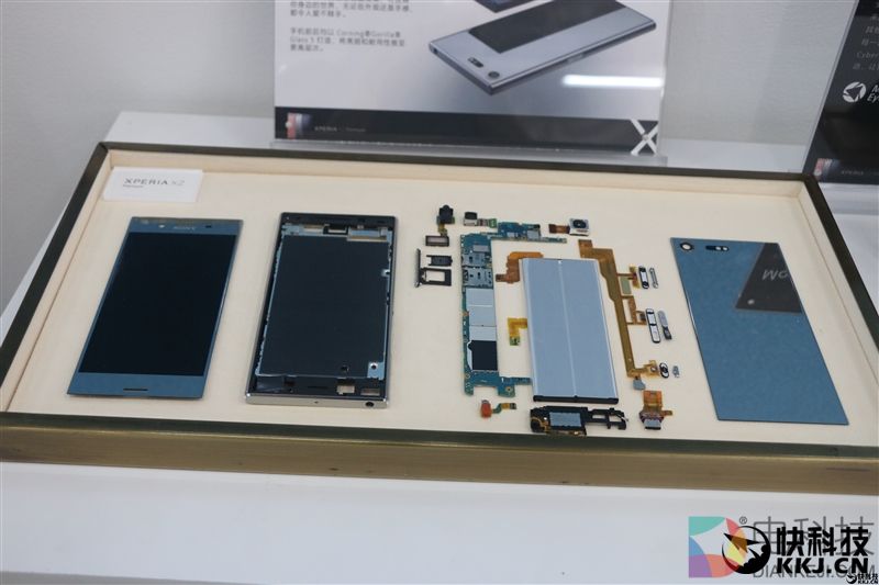 最强黑科技！4K屏+960帧慢动作：索尼Xperia XZ Premium评测