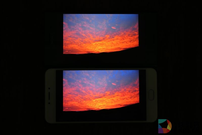 最强黑科技！4K屏+960帧慢动作：索尼Xperia XZ Premium评测