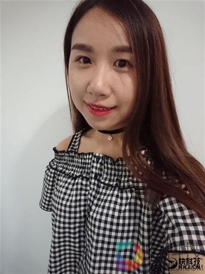 最强黑科技！4K屏+960帧慢动作：索尼Xperia XZ Premium评测