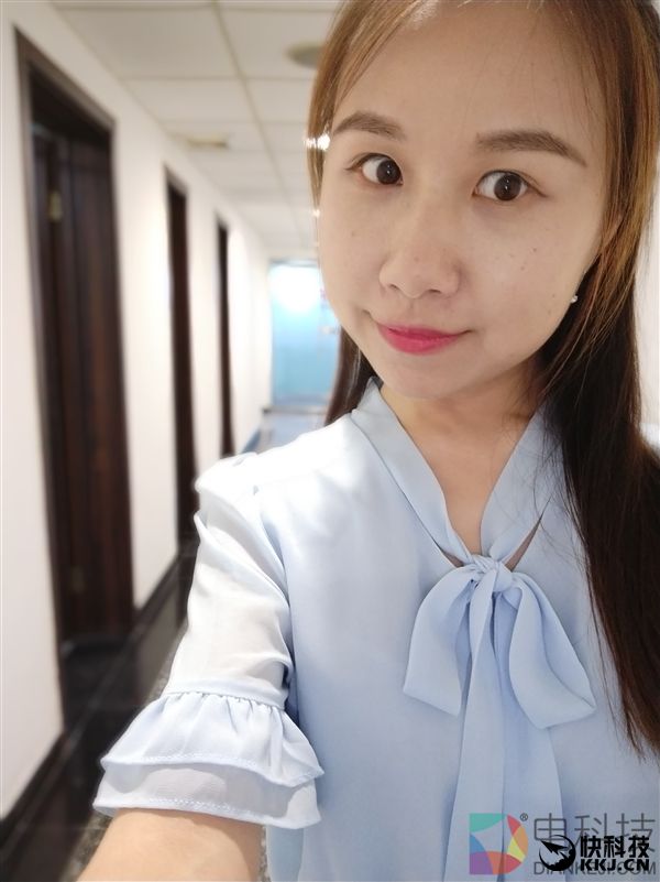 OPPO R11评测：首发骁龙660！下一个2000万销量爆款