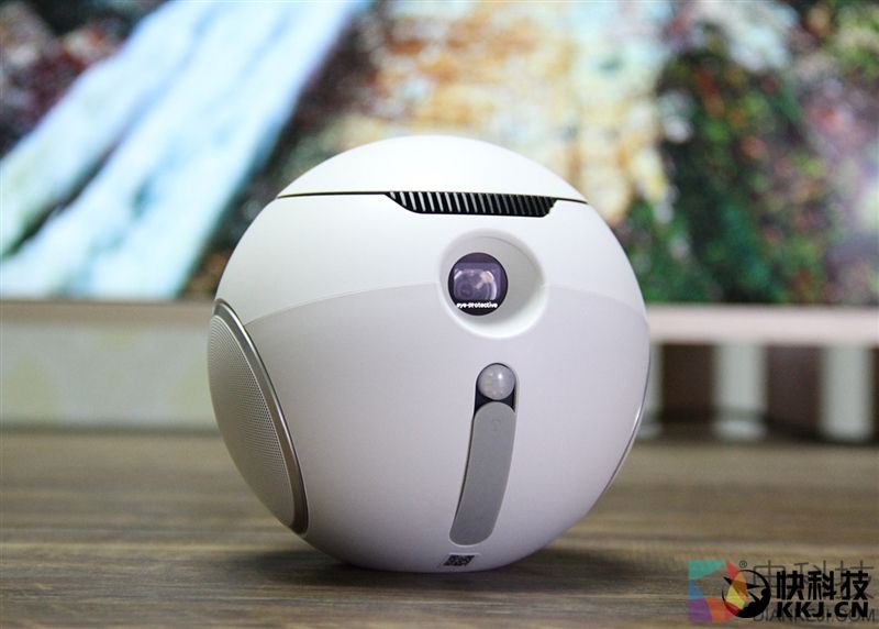 imea儿童无屏电视评测：红外息屏+护眼模式！也许它比你更关心熊孩子的视力