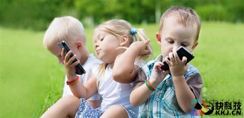 imea儿童无屏电视评测：红外息屏+护眼模式！也许它比你更关心熊孩子的视力