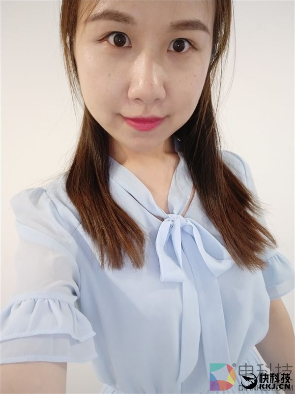 OPPO R11评测：首发骁龙660！下一个2000万销量爆款