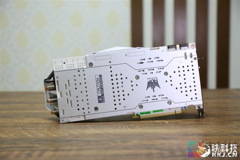 6999元纯白信仰！影驰GTX 1080 Ti HOF名人堂评测