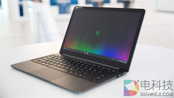 9500元!雷蛇发布2017款灵刃潜行:13寸4K屏、窄边