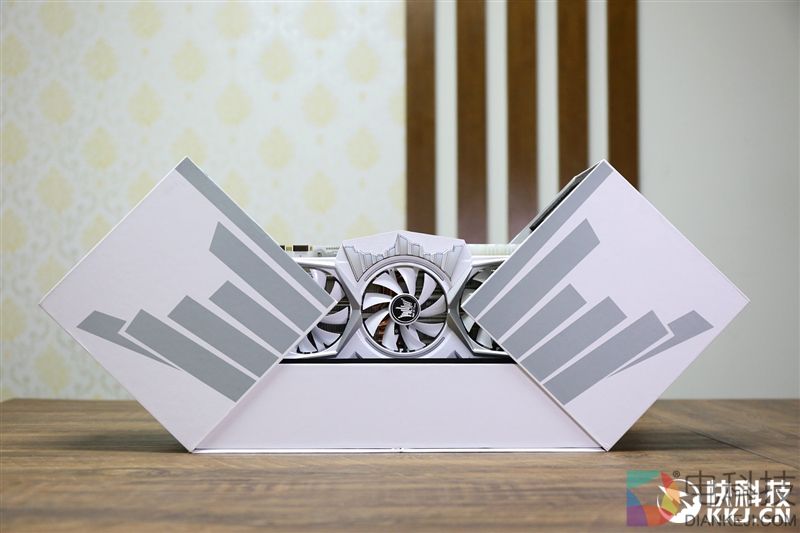 6999元纯白信仰！影驰GTX 1080 Ti HOF名人堂评测