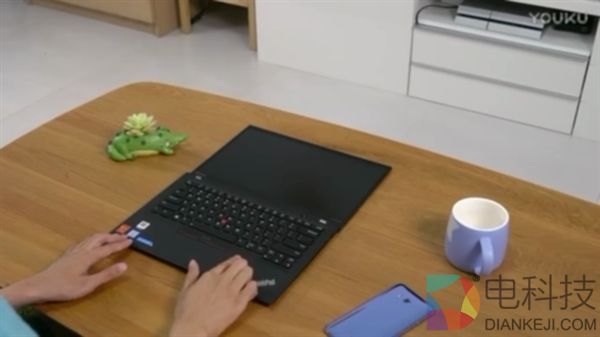 新老激情碰撞:LG gram对决ThinkPad X1 Carbon