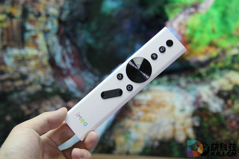 imea儿童无屏电视评测：红外息屏+护眼模式！也许它比你更关心熊孩子的视力