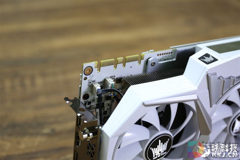 6999元纯白信仰！影驰GTX 1080 Ti HOF名人堂评测