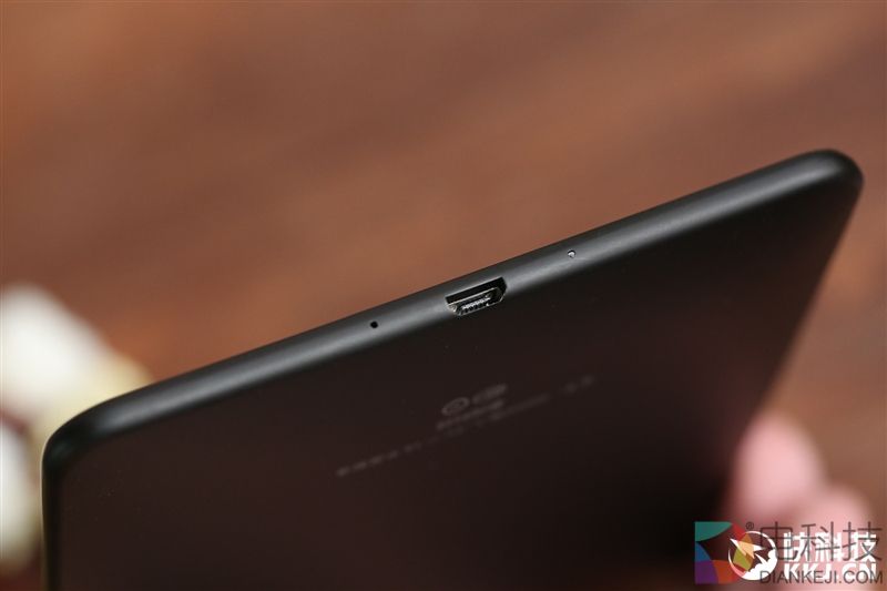 正面抗衡亚马逊！掌阅第三代阅读器iReader Light评测