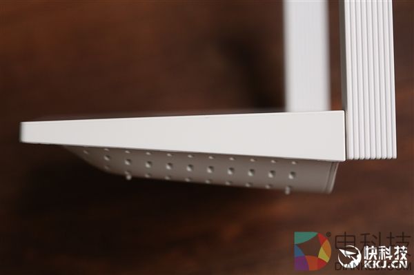 百元穿墙利器！华为路由WS318增强版开箱图赏