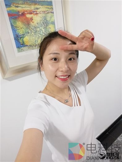 HUAWEI nova 2自拍深度体验：为了它我上街找了7位美女