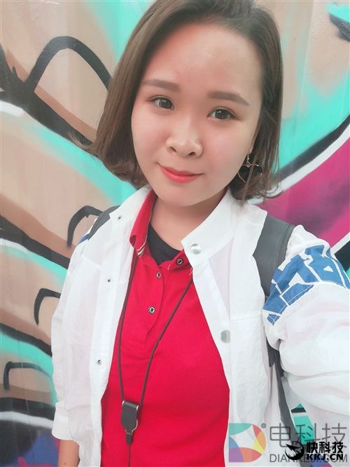 HUAWEI nova 2自拍深度体验:为了它我上街找了7位美女