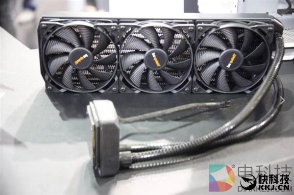 超静音CPU一体式液冷散热器：机箱瞬间安静