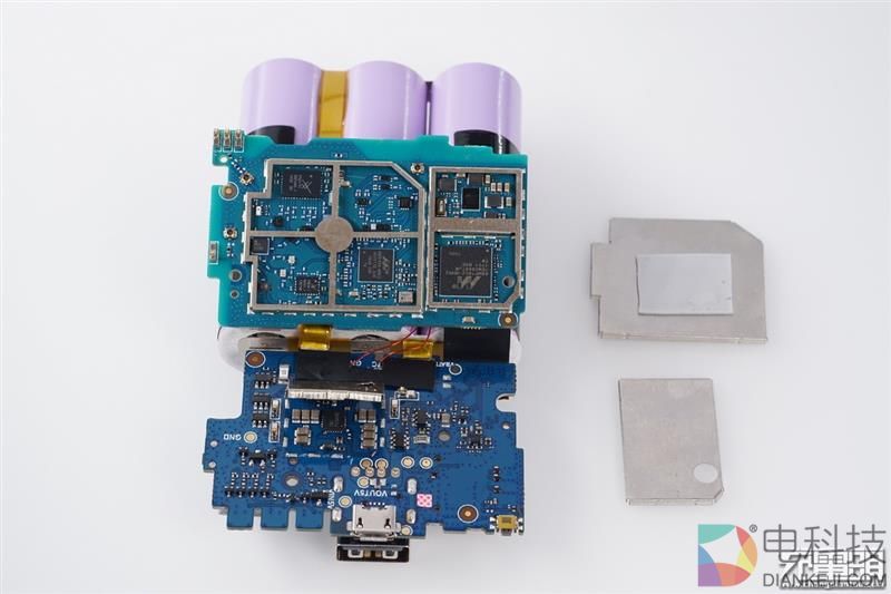 全网首拆：紫米4G路由器MF885拆解