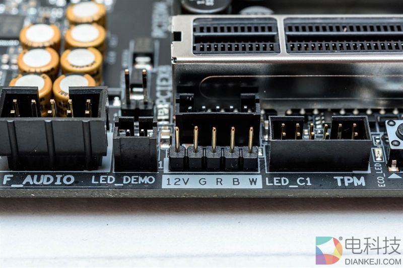 诡异的四核!Intel全新发烧i7-7740X最详尽评测