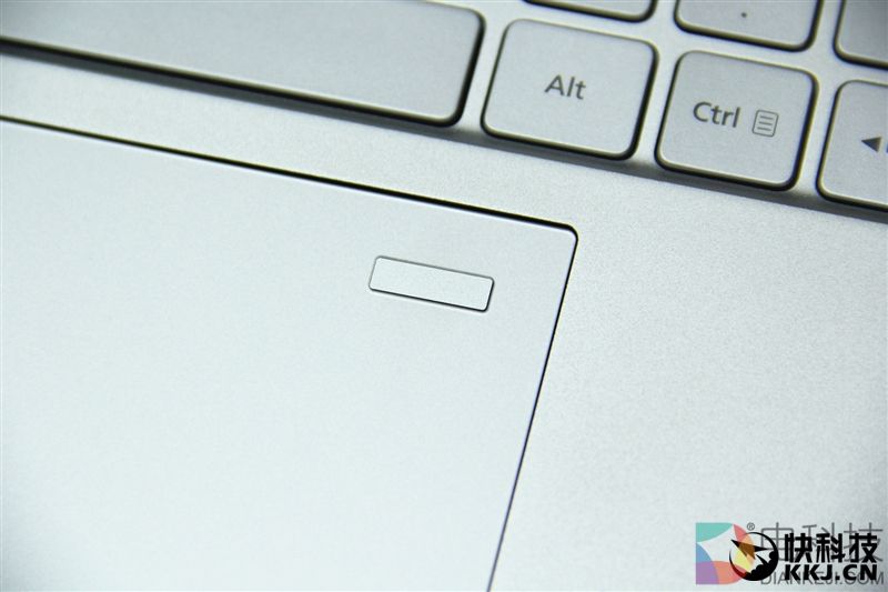 最强轻薄本!7代酷睿+MX150 小米笔记本Air 13.3寸评测