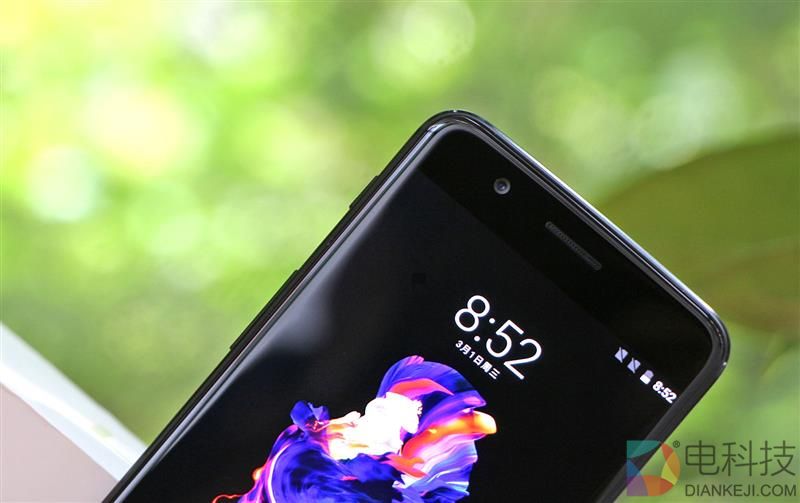 安卓版iPhone 7P到底如何？一加5详细评测：快到没朋友