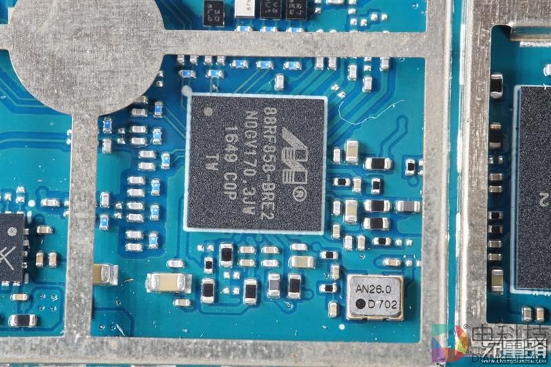 全网首拆：紫米4G路由器MF885拆解