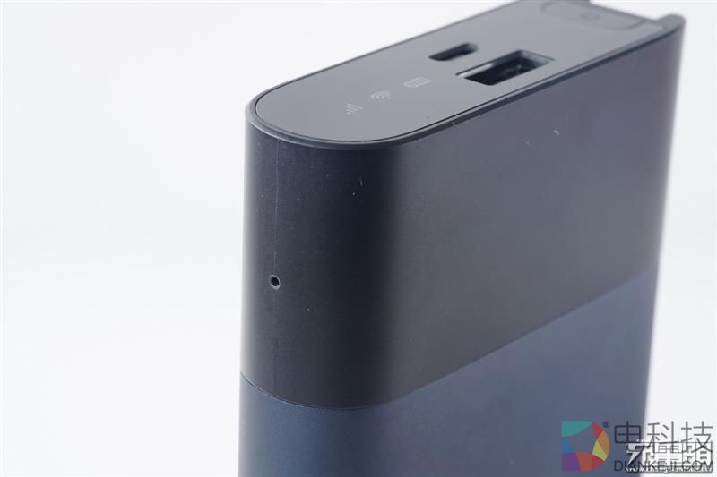 全网首拆：紫米4G路由器MF885拆解