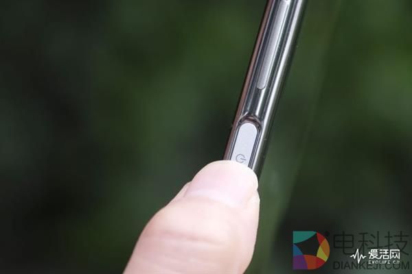 买不买索尼Xperia XZ Premium？这次与信仰无关