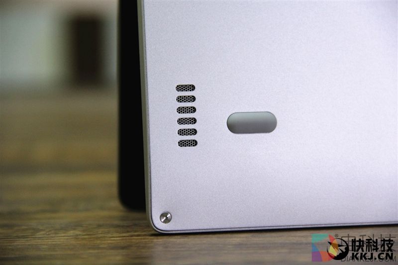最强轻薄本!7代酷睿+MX150 小米笔记本Air 13.3寸评测