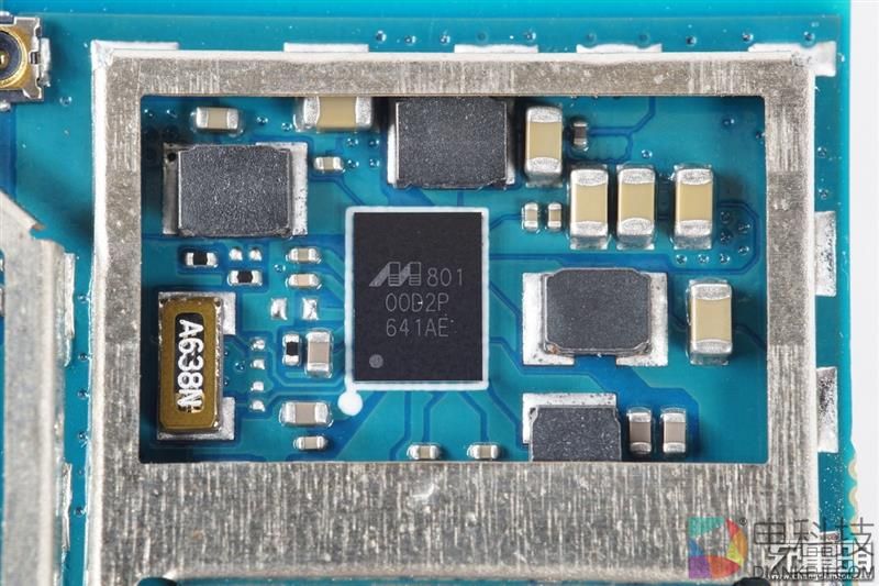 全网首拆：紫米4G路由器MF885拆解