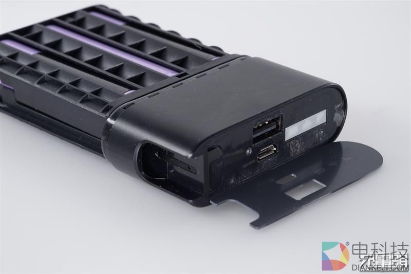 全网首拆：紫米4G路由器MF885拆解