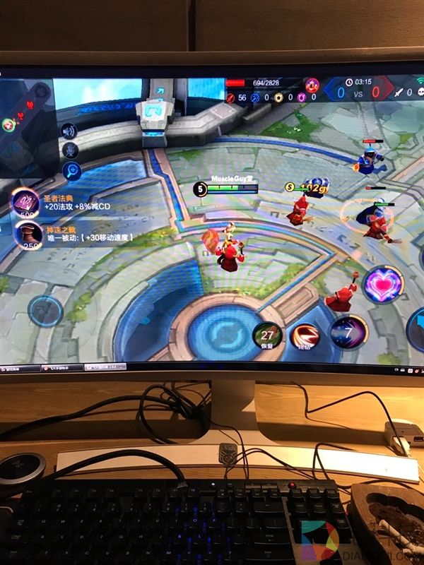 东北最牛网吧：16元1小时 用外星人开黑