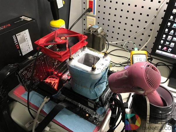 7499元真值 十核i9 7900X极限超频：碾压上代旗舰