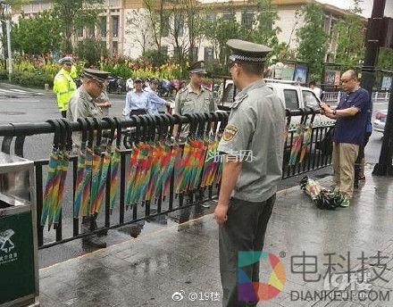 “共享雨伞”现身杭州 不到24小时就被收走