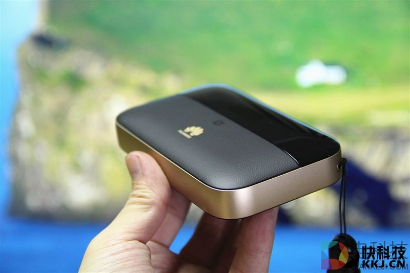 续航神油！华为随行WiFi 2 Pro评测：让你的手机更坚挺