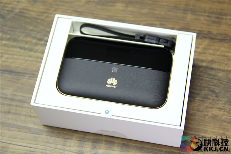 续航神油！华为随行WiFi 2 Pro评测：让你的手机更坚挺