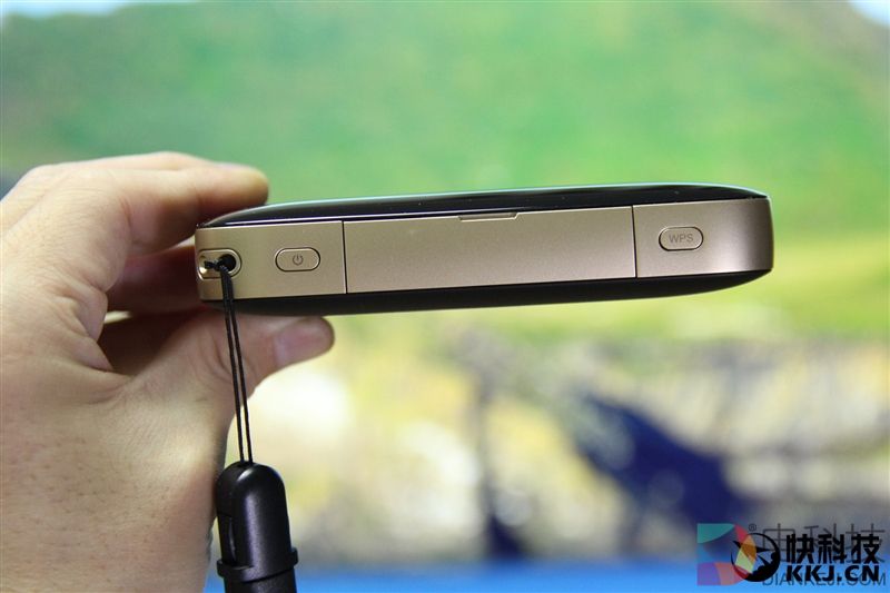 续航神油！华为随行WiFi 2 Pro评测：让你的手机更坚挺